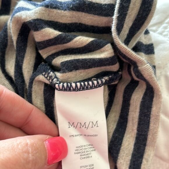 Cabi Ernest Striped Gray Blue Long Sleeve Asymmetrical Tee # 3228 Size Medium - Picture 4 of 4